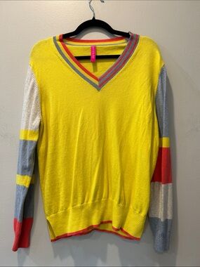 Zaket & Plover Yellow V-Neck Colorblock Sweater with Multicolor Trim